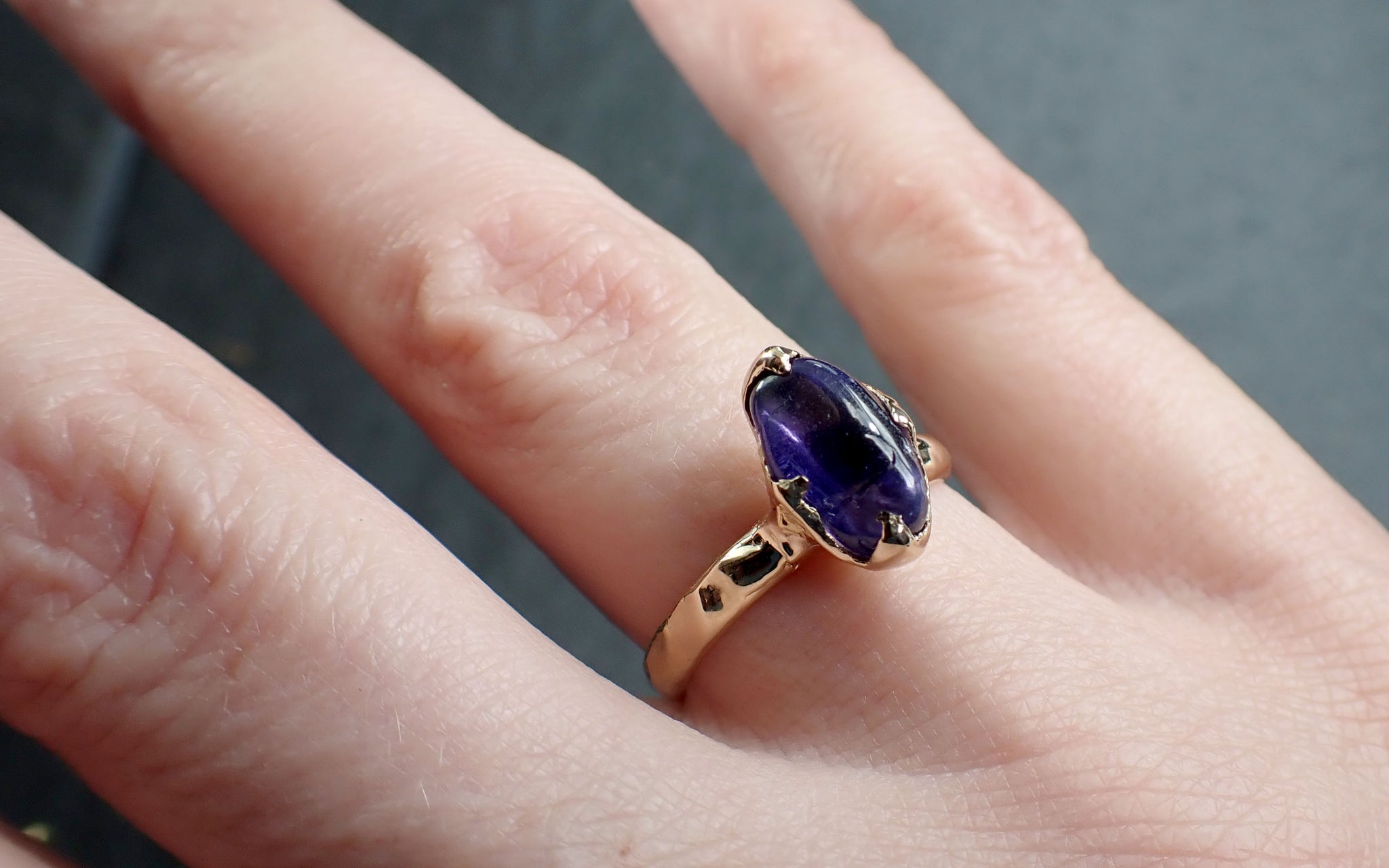 Sapphire tumbled 14k yellow gold Solitaire purple tumbled gemstone ring 2842