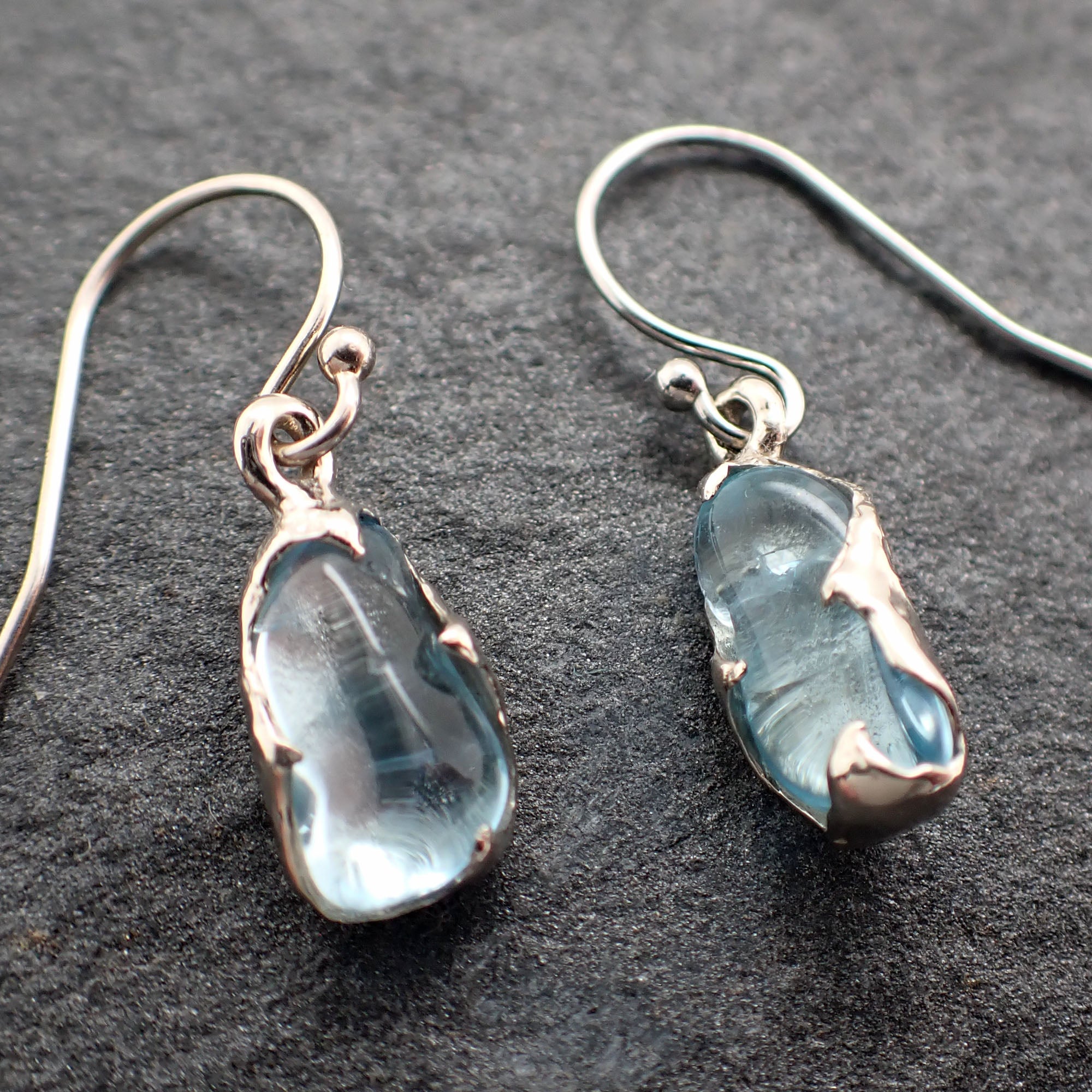 aquamarine pebble candy earrings dangle white 14k 2743 Alternative Engagement