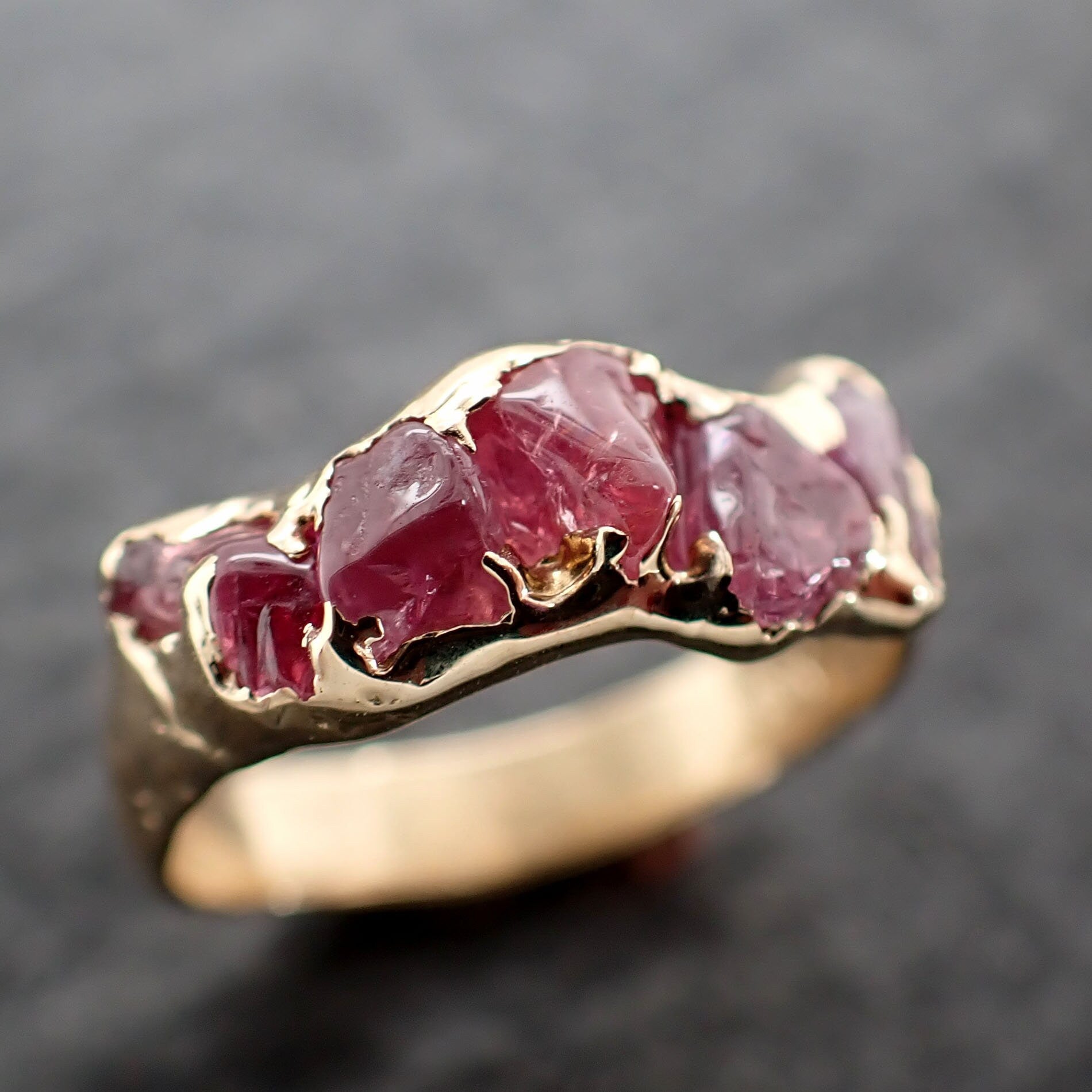 Sapphire tumbled pink tumbled yellow 18k gold multi stone gemstone band 2656