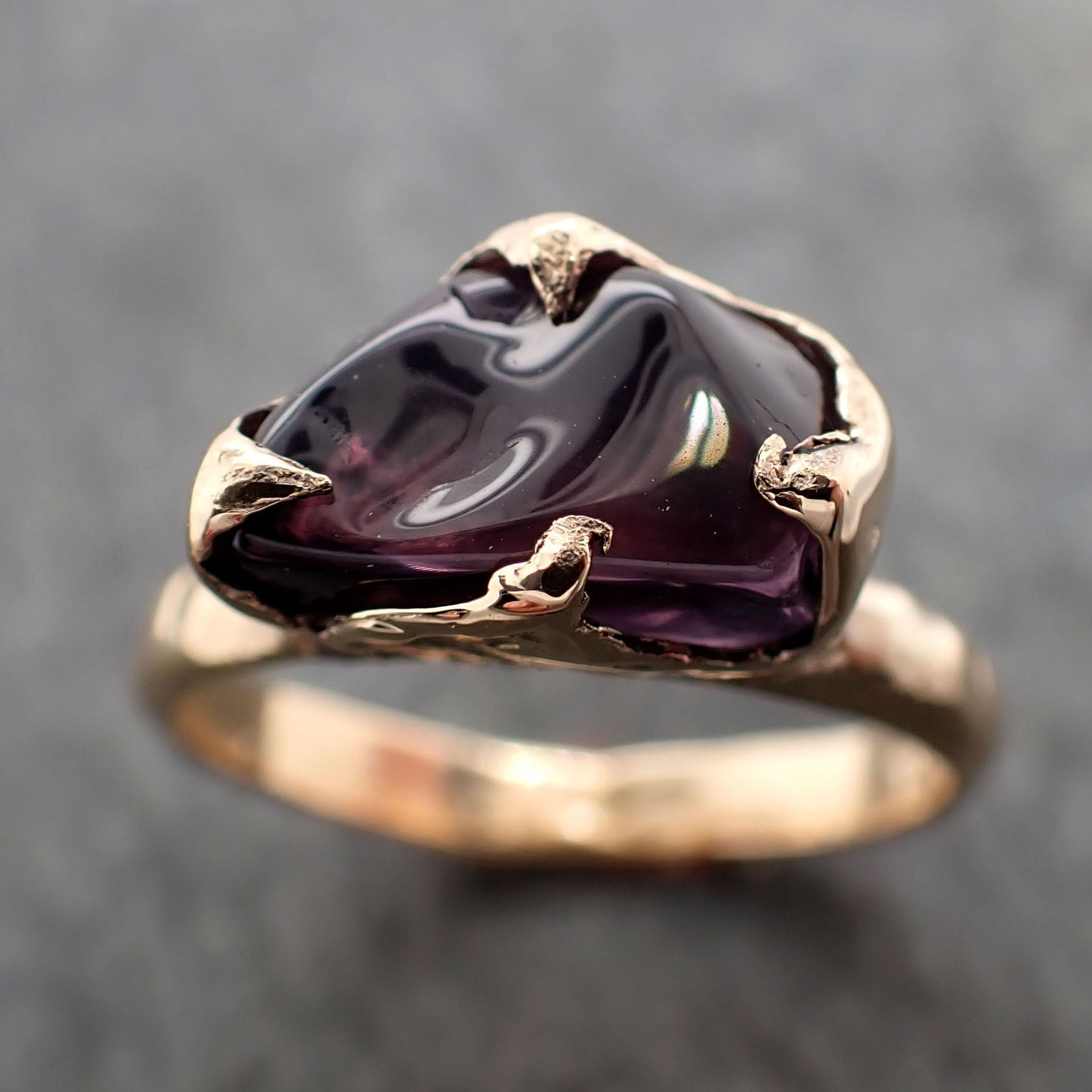 Garnet tumbled red wine 18k Yellow gold Solitaire gemstone ring 2788