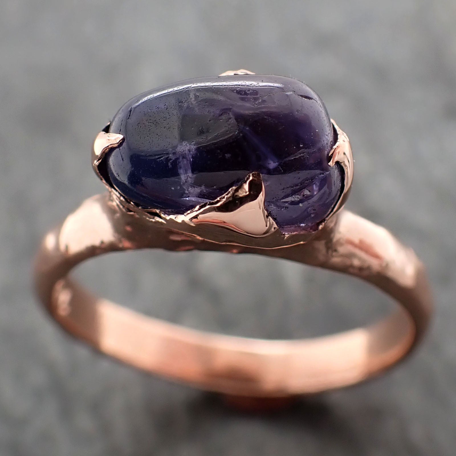 Sapphire purple violet polished 14k gold Solitaire gemstone ring 2794