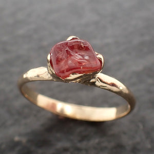 Sapphire Pebble candy red polished 18k yellow gold Solitaire gemstone ring 2665
