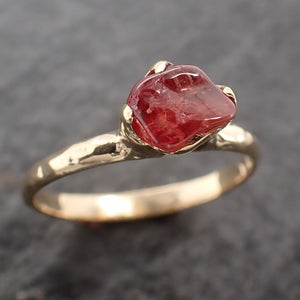 Sapphire Pebble candy red polished 18k yellow gold Solitaire gemstone ring 2665