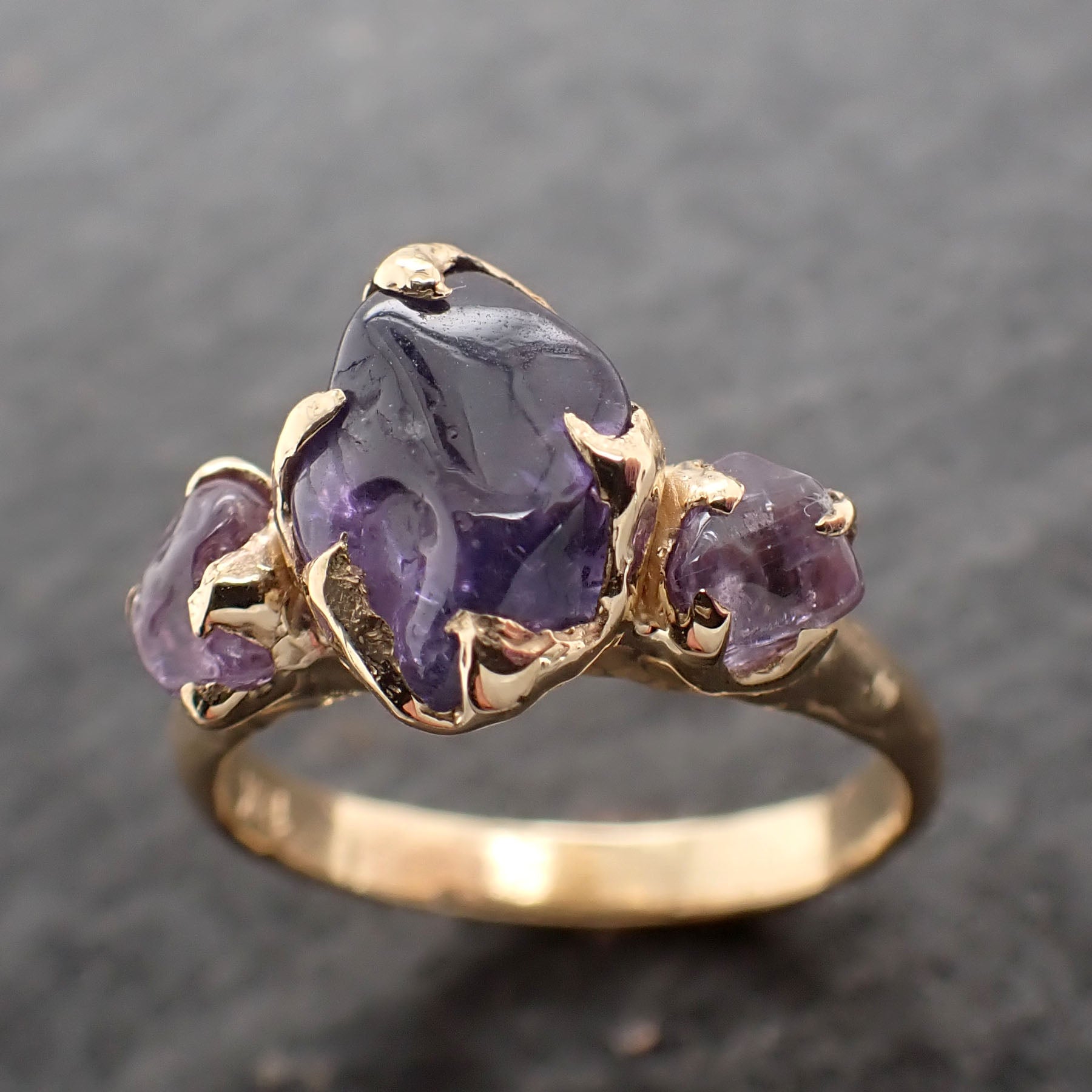 Sapphire Pebble candy purple polished 18k yellow gold multi stone gemstone ring 2663