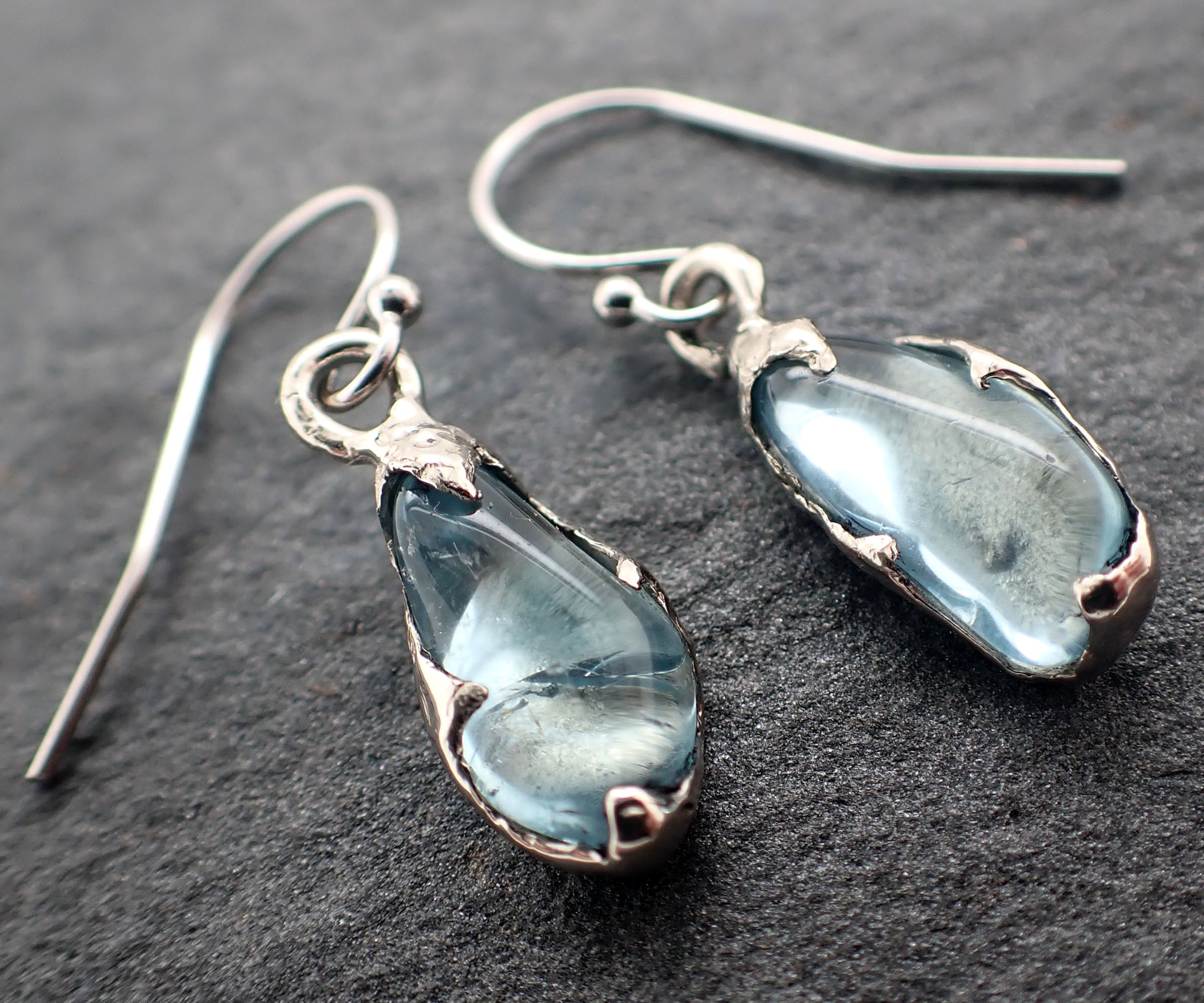 aquamarine pebble candy earrings dangle white 14k 2717 Alternative Engagement