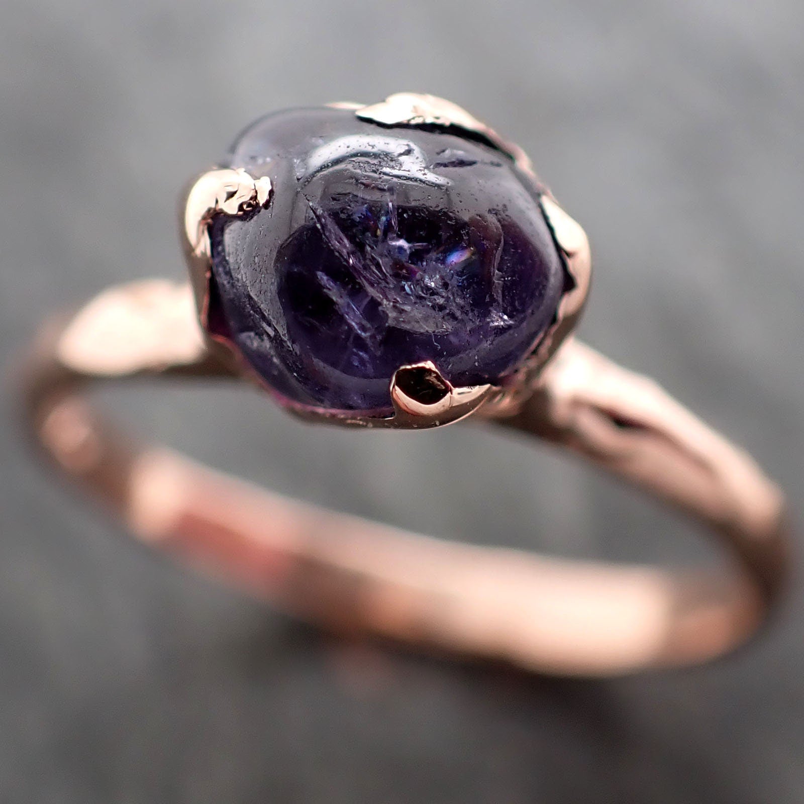 Sapphire Pebble Purple polished 14k Rose gold Solitaire gemstone ring 2896