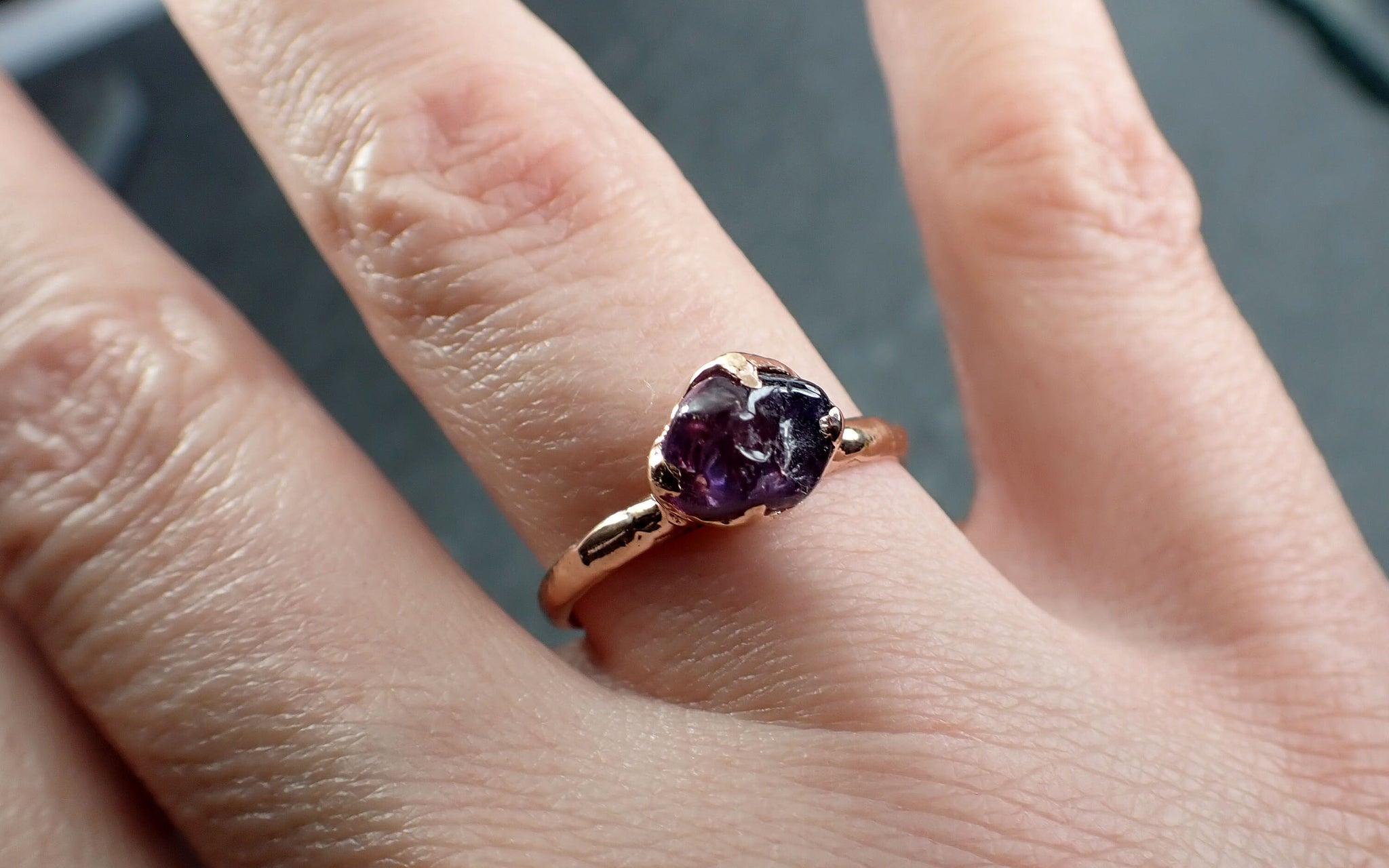 Sapphire Pebble Purple polished 14k Rose gold Solitaire gemstone ring 2897
