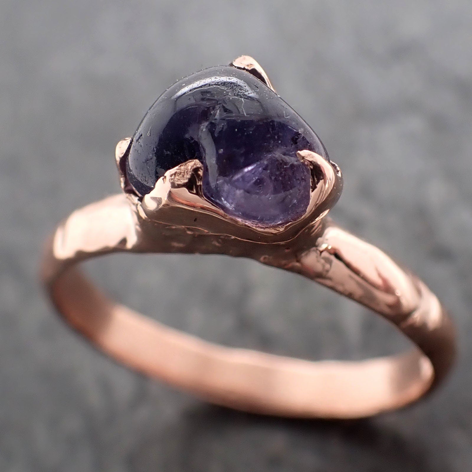 Sapphire Pebble Purple polished 14k Rose gold Solitaire gemstone ring 2922