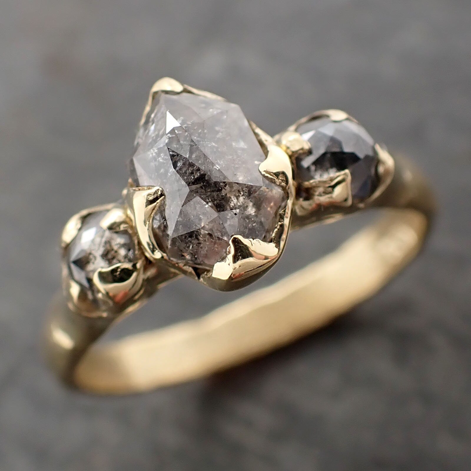 Salt and pepper diamond rough Clearance